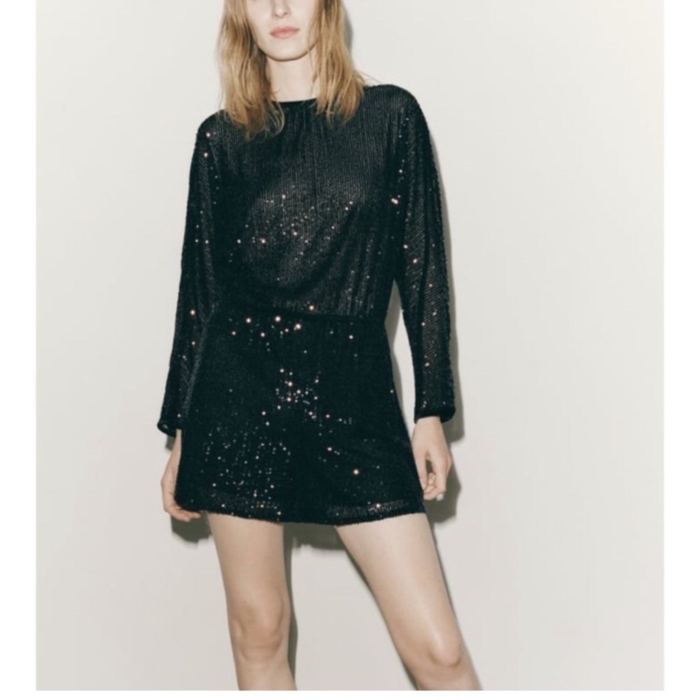 Zara Black Playsuit‎ Jumpsuit Sequins Long Sleeve jumpsuit/romper size XS